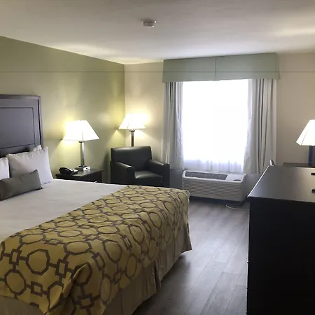 Baymont By Wyndham Phoenix I-10 Near 51St Ave