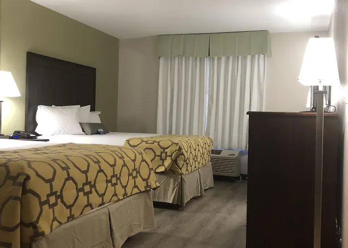 Baymont By Wyndham I-10 Near 51st Ave Hotel 2*