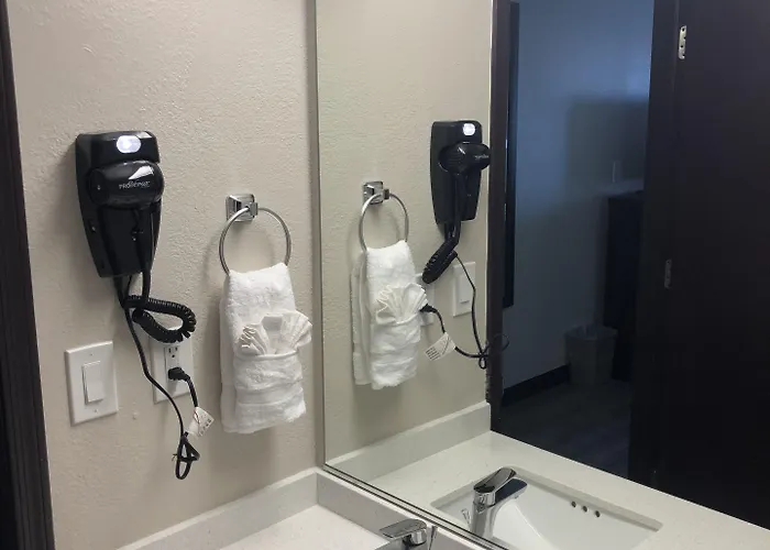 Baymont By Wyndham I-10 Near 51st Ave 2* Phoenix