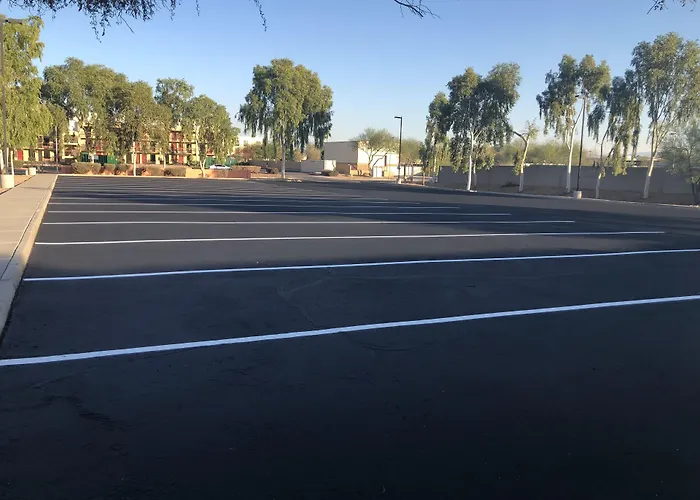 Hotel Baymont By Wyndham I-10 Near 51st Ave Phoenix