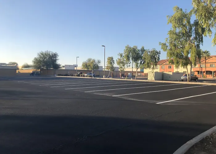 Baymont By Wyndham I-10 Near 51st Ave Hotel