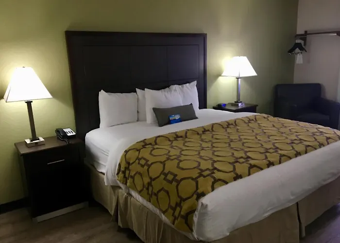 Hotel Baymont By Wyndham I-10 Near 51st Ave